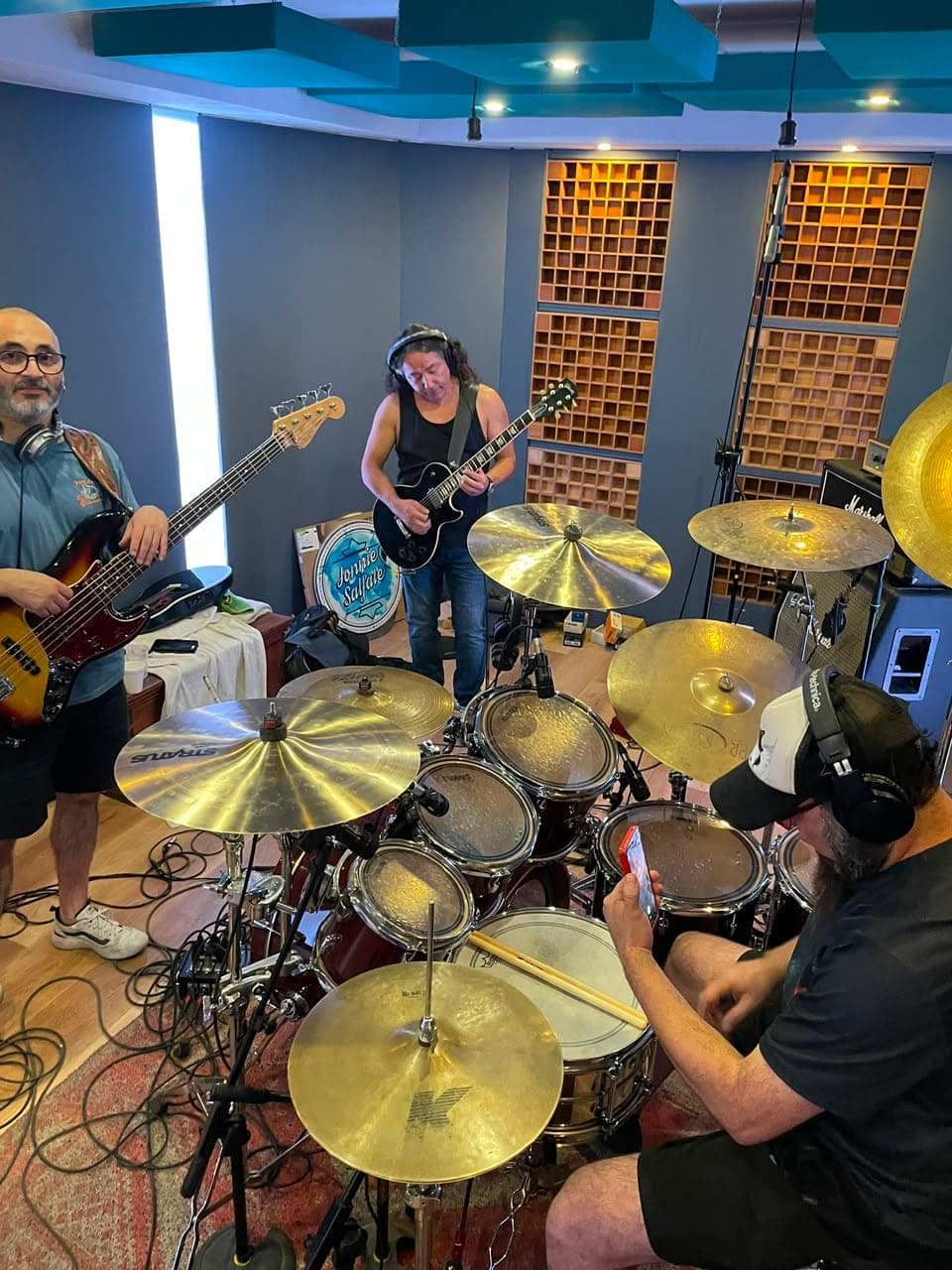 Vista de la sala en vivo desde la batería